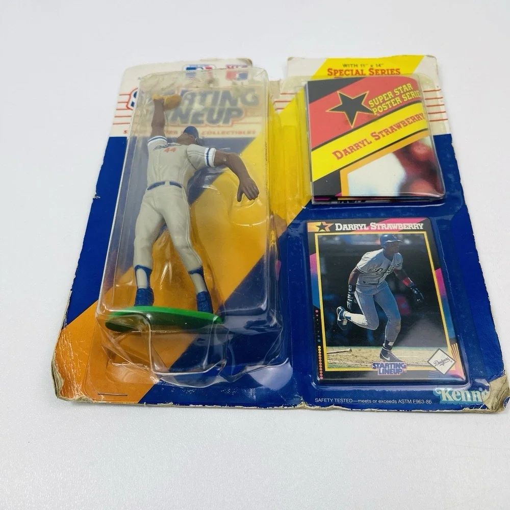 Darryl Strawberry 1992 Starting Lineup Collectible Action Figure LA Dodgers